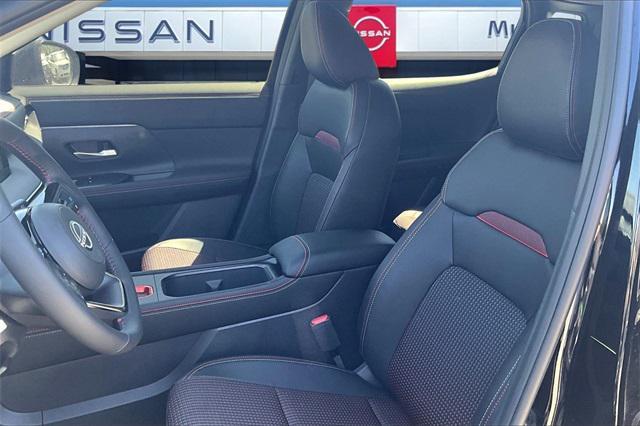 new 2025 Nissan Kicks car, priced at $28,234