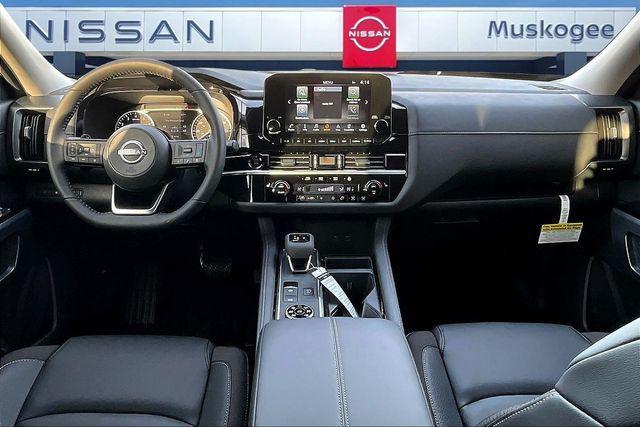 new 2025 Nissan Pathfinder car, priced at $40,617