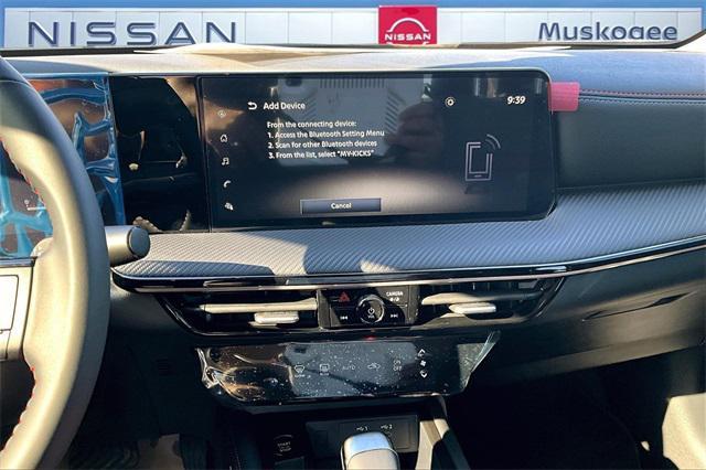 new 2025 Nissan Kicks car, priced at $29,100