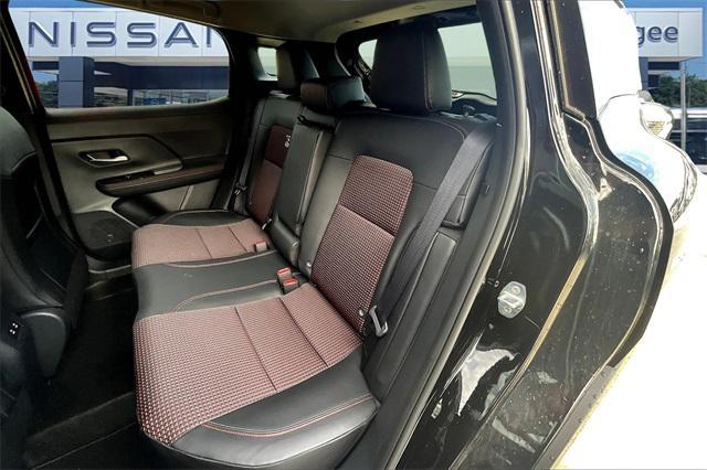 new 2025 Nissan Kicks car, priced at $28,984