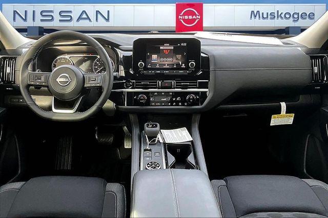 new 2025 Nissan Pathfinder car, priced at $36,849