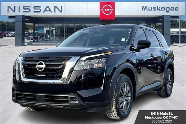 new 2025 Nissan Pathfinder car, priced at $36,849