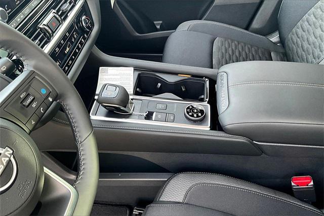 new 2025 Nissan Pathfinder car, priced at $36,849
