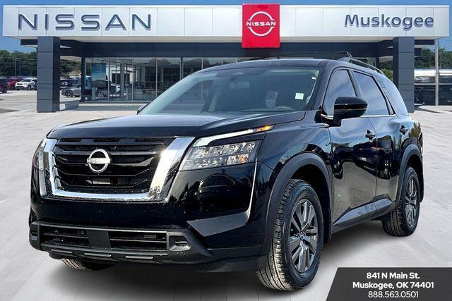 new 2025 Nissan Pathfinder car, priced at $36,849