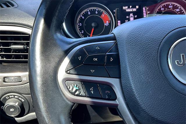 used 2019 Jeep Cherokee car, priced at $17,216