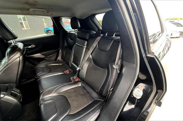 used 2019 Jeep Cherokee car, priced at $12,491