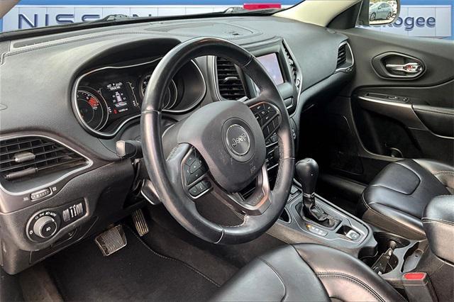 used 2019 Jeep Cherokee car, priced at $12,491