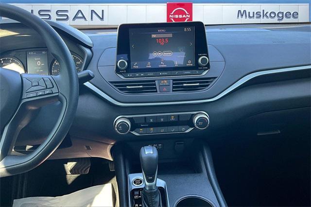 new 2025 Nissan Altima car, priced at $26,601
