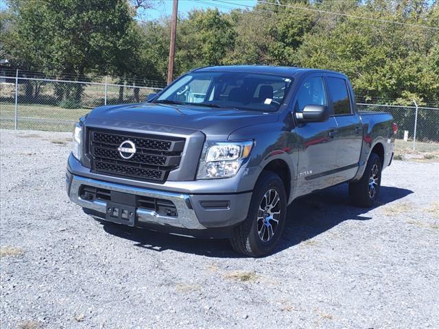 used 2023 Nissan Titan car, priced at $38,721