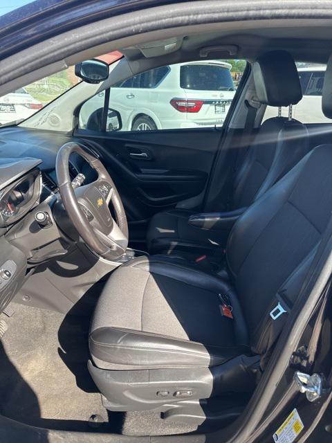 used 2022 Chevrolet Trax car, priced at $15,517