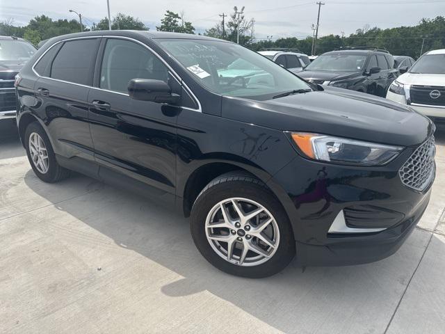 used 2024 Ford Edge car, priced at $26,991