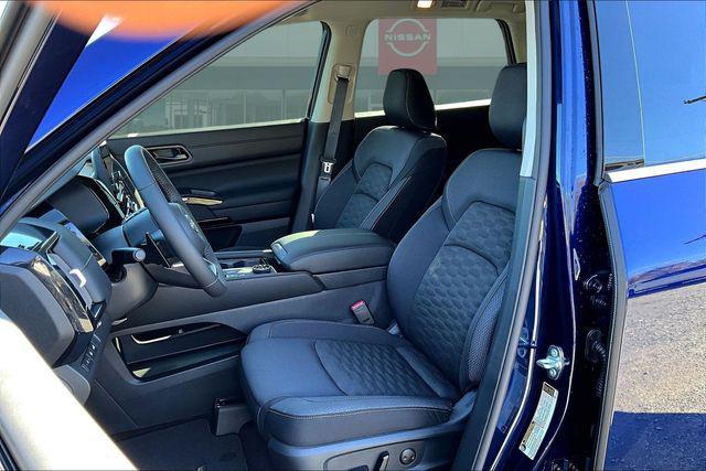 new 2025 Nissan Pathfinder car, priced at $37,205