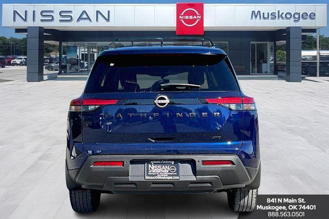 new 2025 Nissan Pathfinder car, priced at $37,205