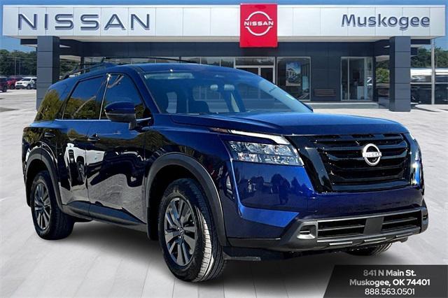 new 2025 Nissan Pathfinder car, priced at $37,205