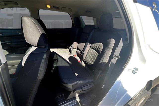 new 2025 Nissan Pathfinder car, priced at $37,177