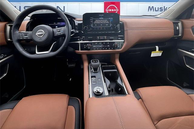 new 2025 Nissan Pathfinder car, priced at $48,407