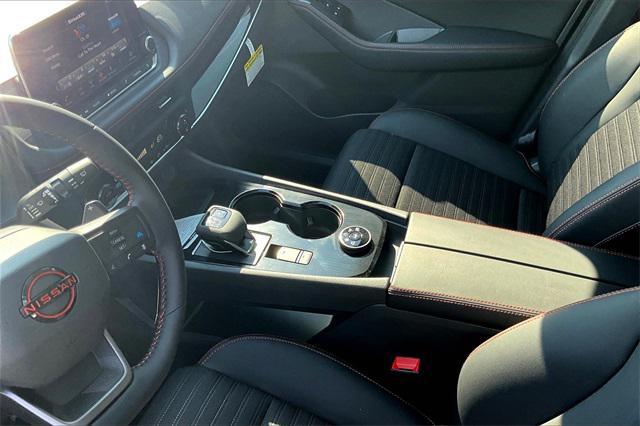 new 2025 Nissan Rogue car, priced at $33,418