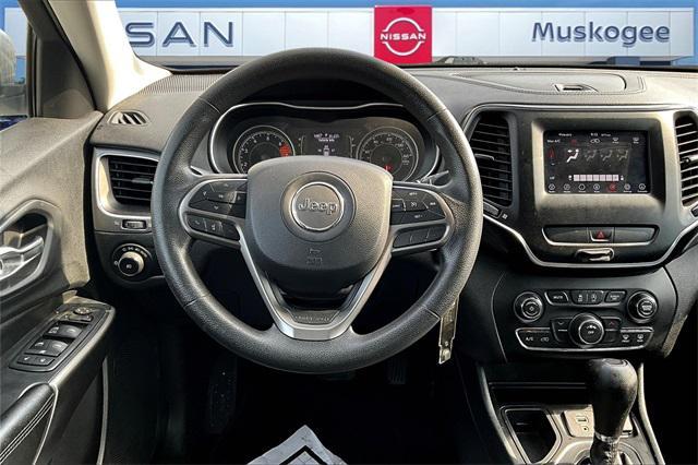 used 2019 Jeep Cherokee car, priced at $12,949
