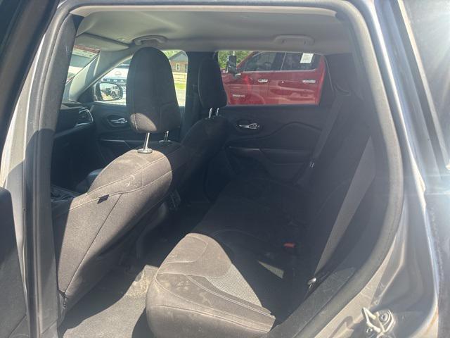 used 2019 Jeep Cherokee car, priced at $15,991