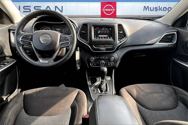 used 2019 Jeep Cherokee car, priced at $12,949