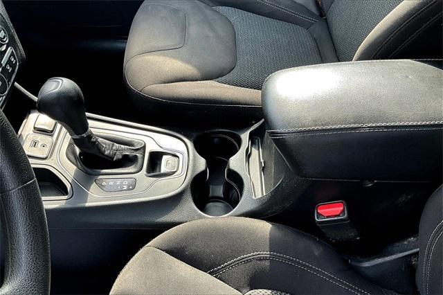 used 2019 Jeep Cherokee car, priced at $12,949