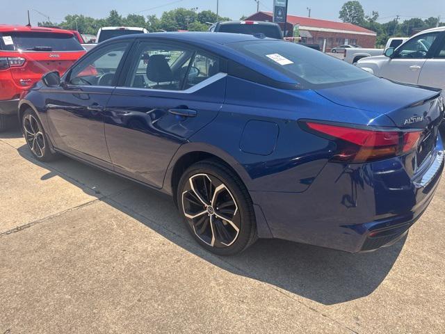 used 2023 Nissan Altima car, priced at $22,187