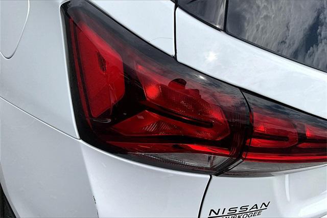 used 2023 Chevrolet Equinox car, priced at $23,964