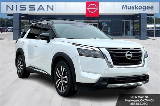 new 2025 Nissan Pathfinder car, priced at $49,045