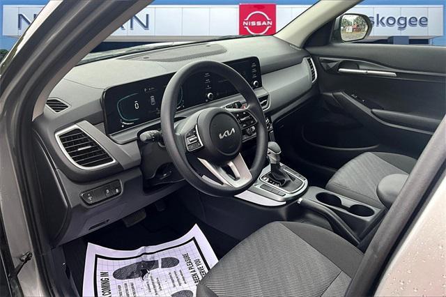 used 2025 Kia Seltos car, priced at $23,933