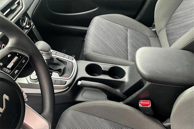 used 2025 Kia Seltos car, priced at $23,933