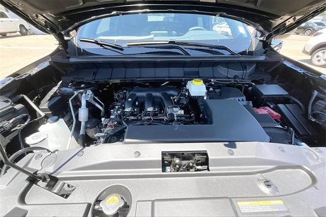 new 2025 Nissan Pathfinder car, priced at $41,097