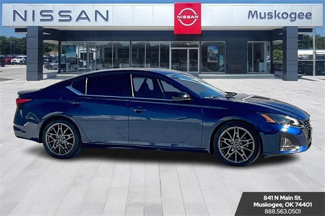 used 2023 Nissan Altima car, priced at $22,500