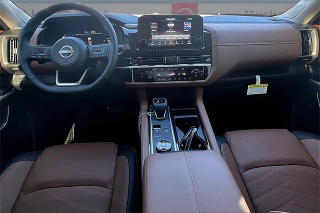new 2025 Nissan Pathfinder car, priced at $48,273