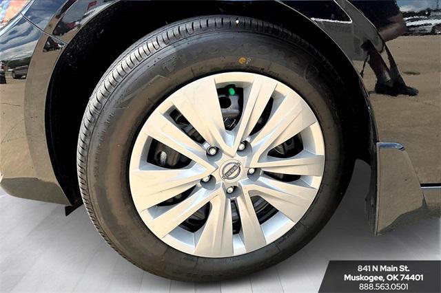 new 2025 Nissan Sentra car, priced at $22,592
