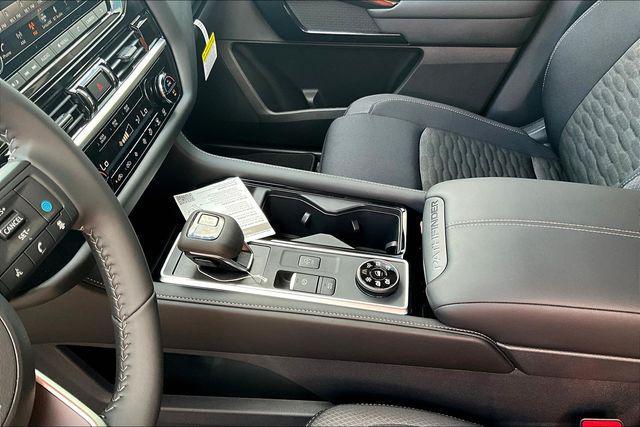 new 2025 Nissan Pathfinder car, priced at $37,205