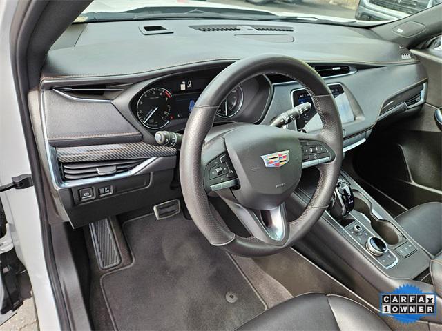 used 2022 Cadillac XT4 car, priced at $31,772