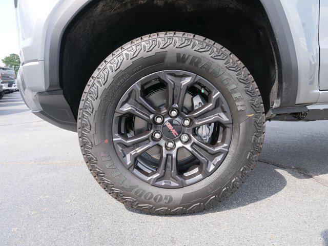 new 2025 GMC Canyon car, priced at $42,675