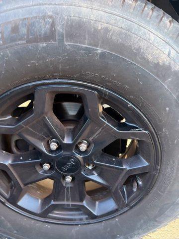 used 2015 Jeep Wrangler Unlimited car, priced at $13,995