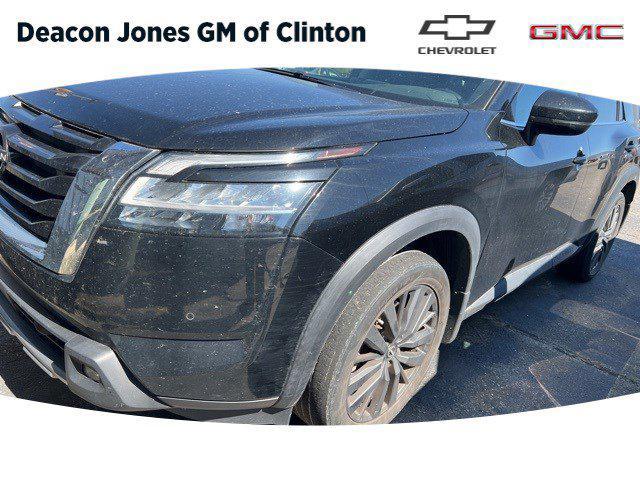 used 2022 Nissan Pathfinder car, priced at $27,500