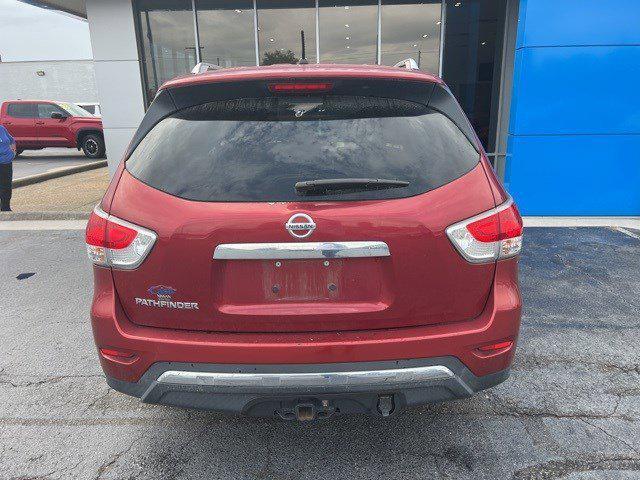 used 2016 Nissan Pathfinder car, priced at $9,999