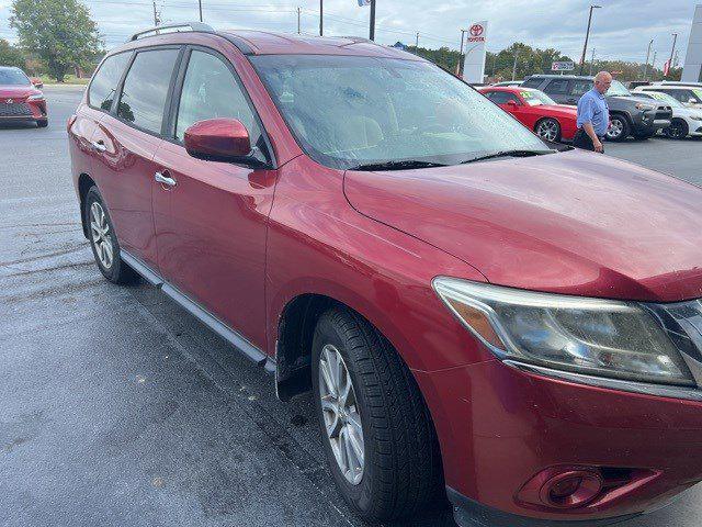 used 2016 Nissan Pathfinder car, priced at $9,999