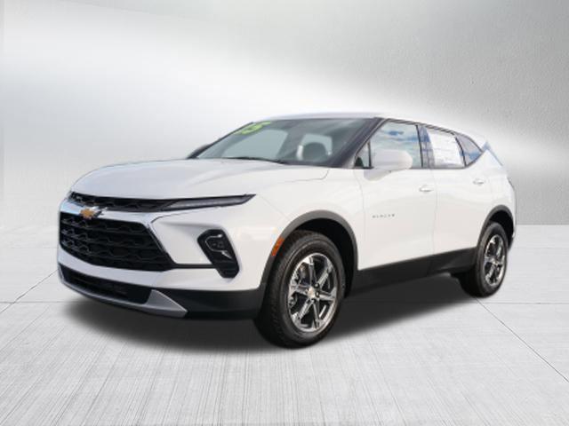 new 2025 Chevrolet Blazer car, priced at $36,095