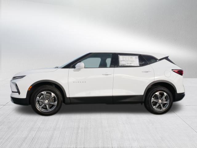 new 2025 Chevrolet Blazer car, priced at $36,095