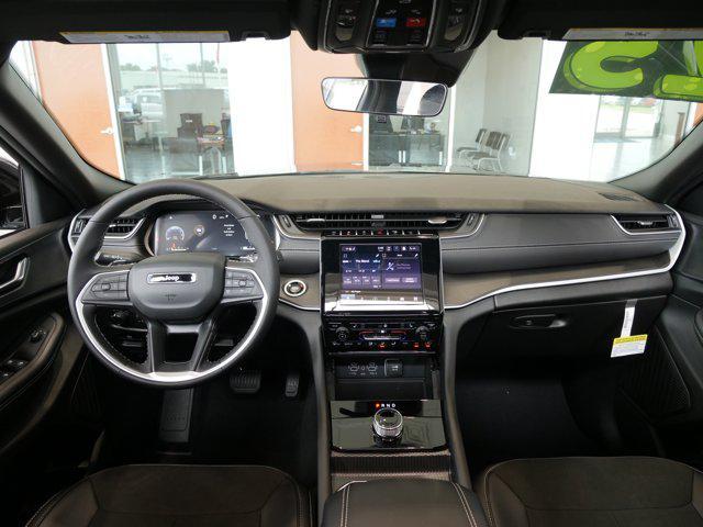 new 2025 Jeep Grand Cherokee L car, priced at $51,370