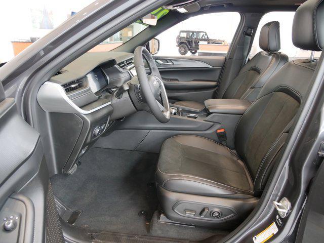 new 2025 Jeep Grand Cherokee L car, priced at $51,370