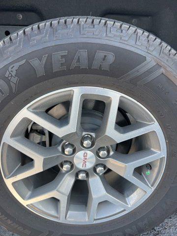 used 2022 GMC Canyon car, priced at $35,611