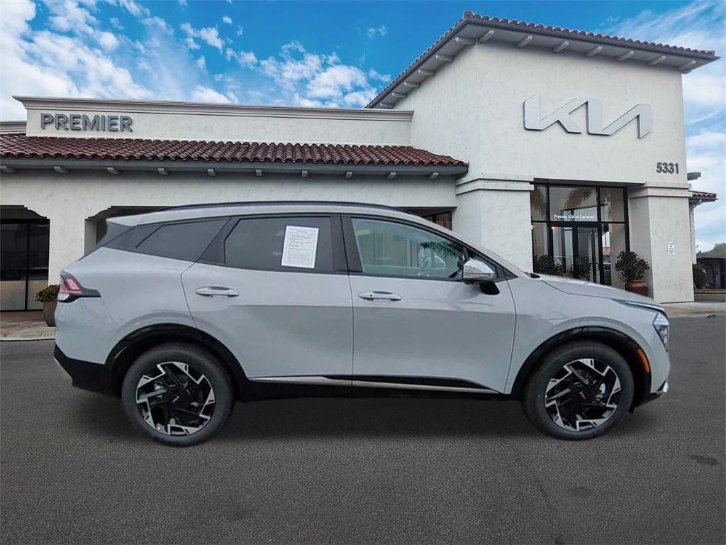 new 2025 Kia Sportage car, priced at $35,205