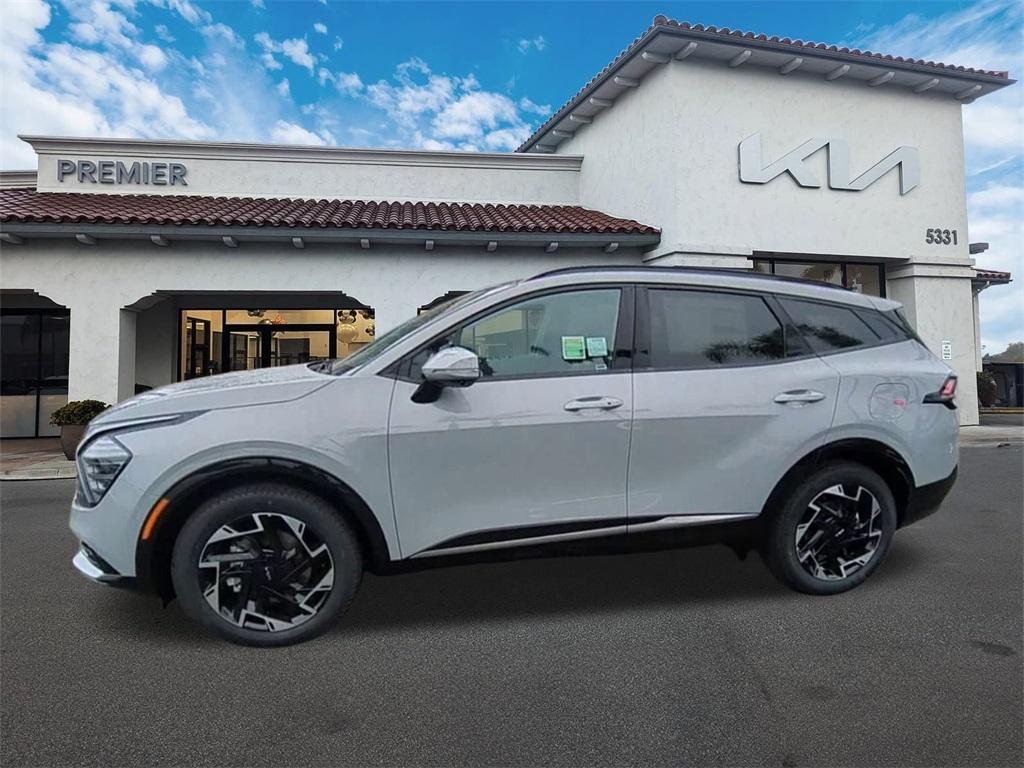 new 2025 Kia Sportage car, priced at $35,205