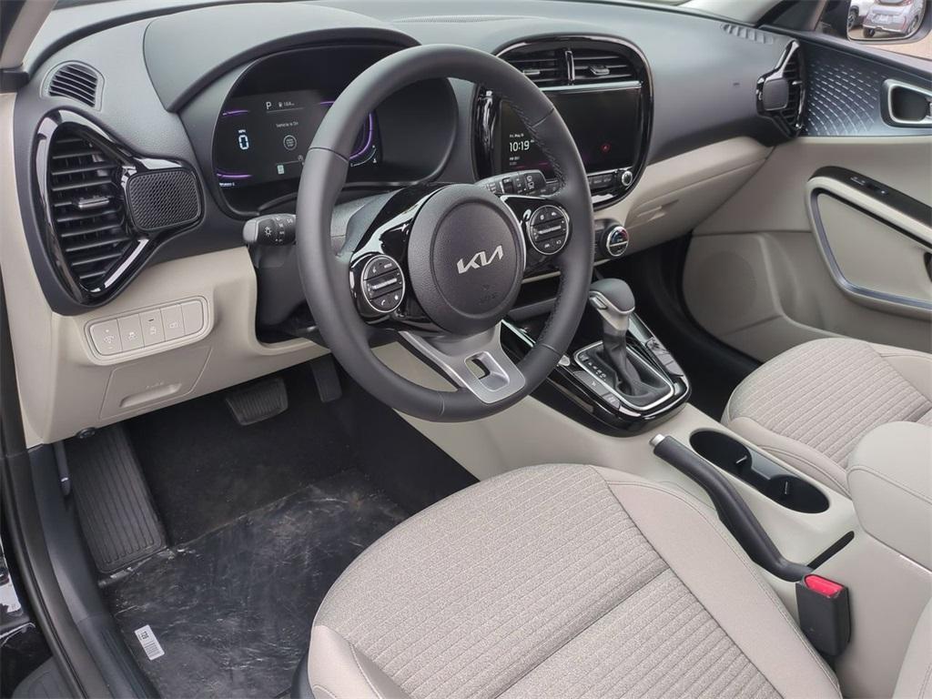 new 2025 Kia Soul car, priced at $25,960