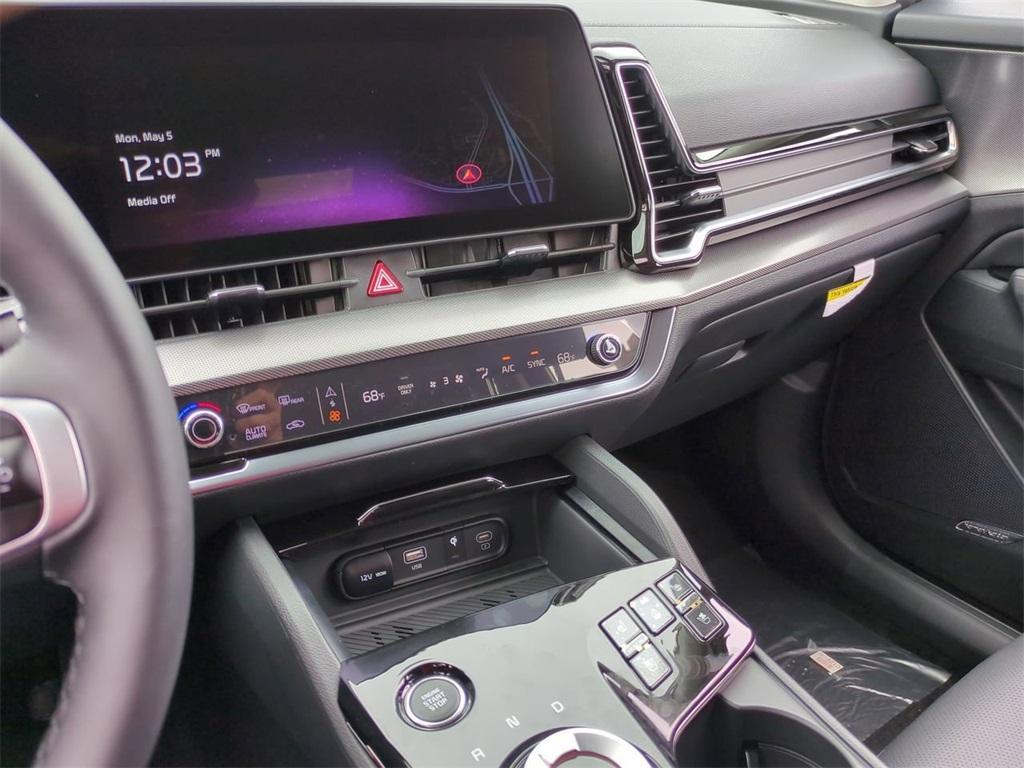new 2025 Kia Sportage Hybrid car, priced at $38,745